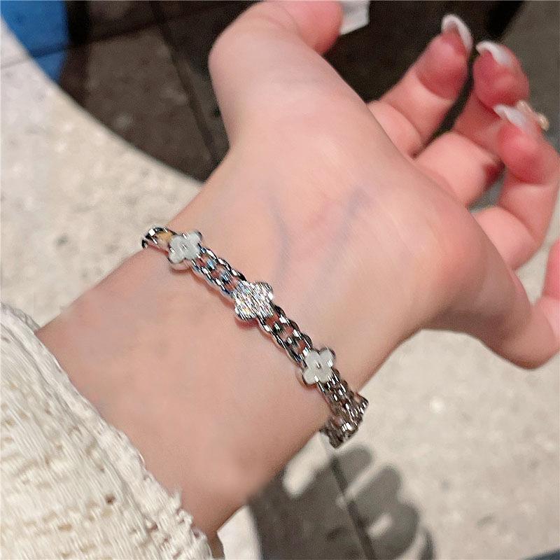 Sweet Zircon Mother Flower Bracelet Fashion Light Luxury Internet Celebrity Style Bracelet Temperament High Sense Versatile Jewelry Women