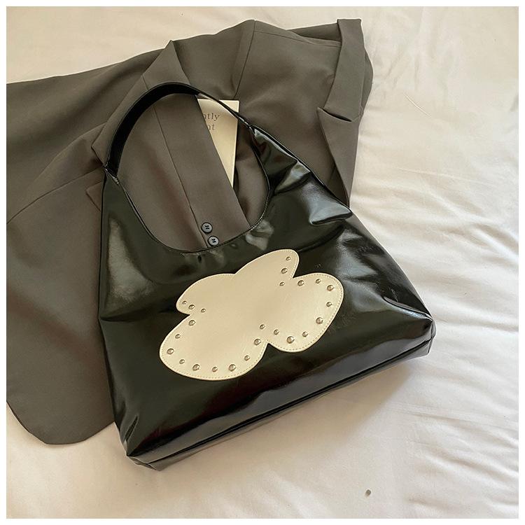 

European and American large-capacity bag women s 2025 new simple and versatile shoulder underarm bag lazy commuter tote bag