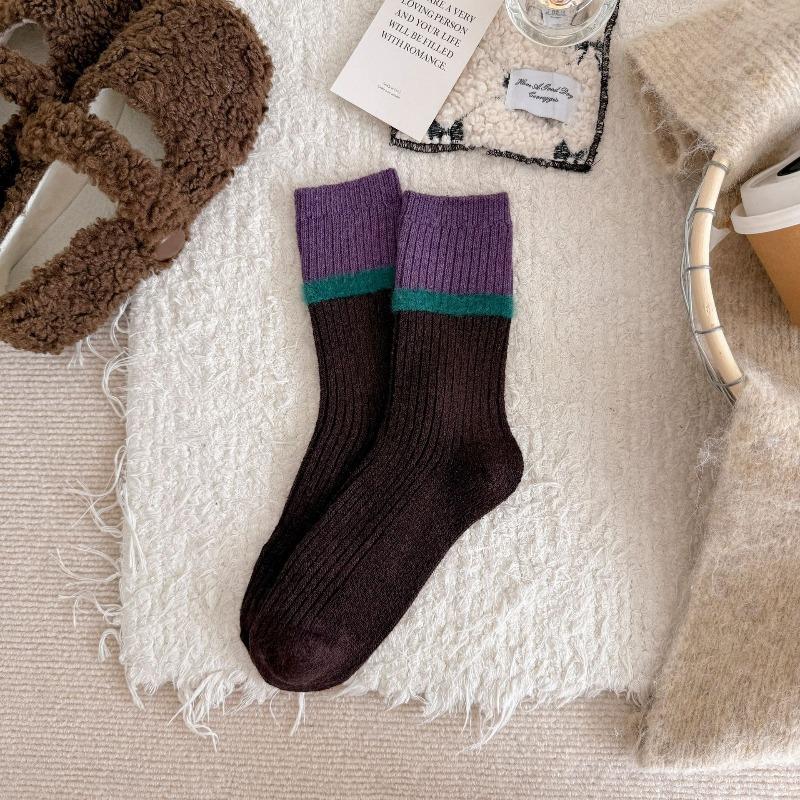 Thickened Autumn and Winter Retro Wool Socks for Women's Fashion, Color-blocked Mink Fleece Warm Mid-calf Socks