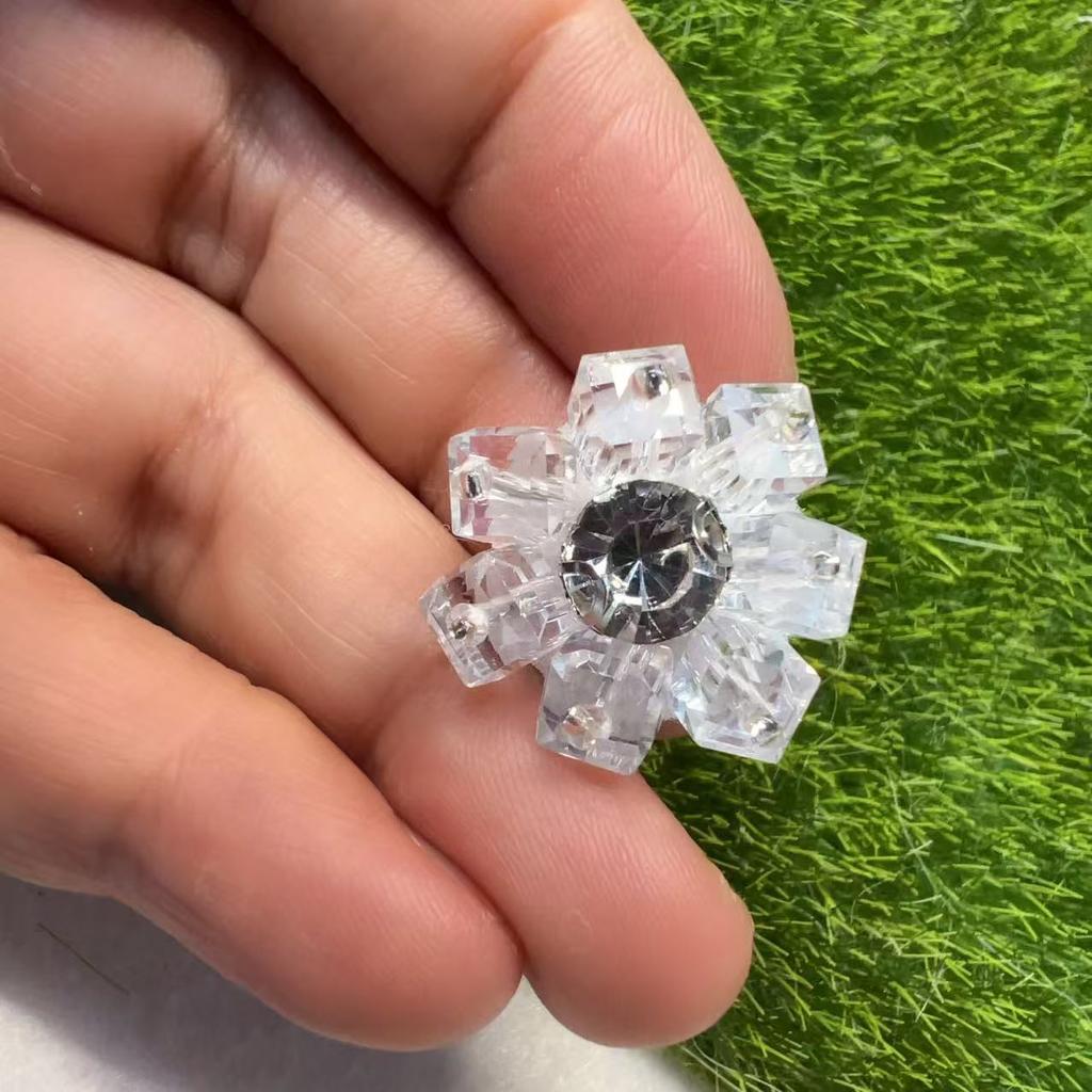 5pcs Square Cube Beaded Flower Appliques Patches DIY Craft Ornaments Sew On Clothes Shoe Patch Brooch Decor Supplies