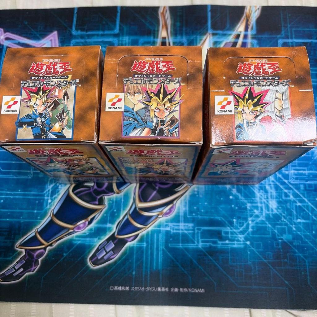 Used Yu-Gi-Oh Vol.2 Vol.3 Vol.4 BOX Empty Box Early Year