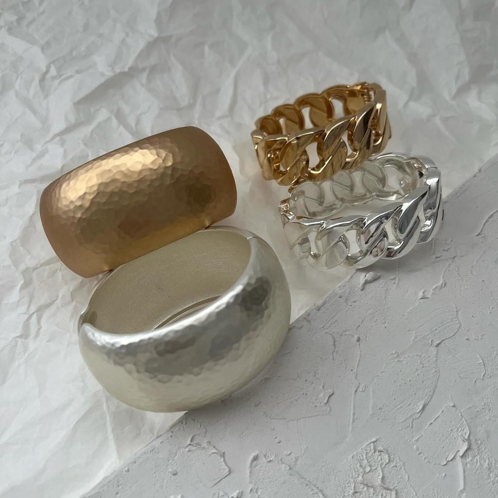 Metal Bangle Bracelet With Irregular Shape For Fashion Enthusiasts