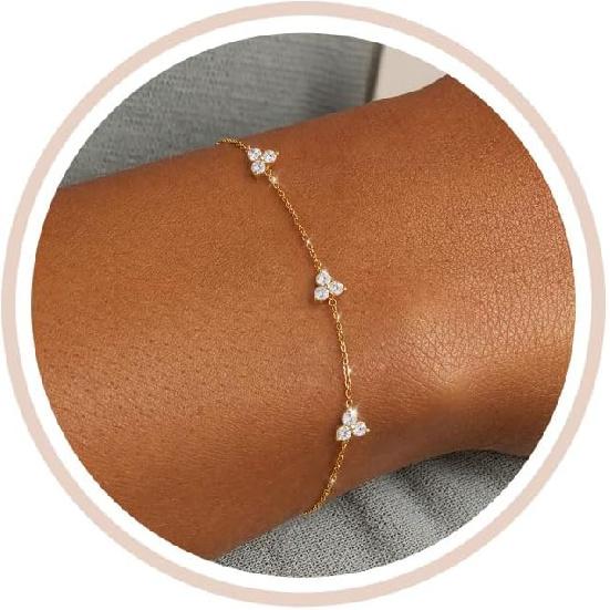 Delicati Braccialetti Argento Oro per Donne alla Moda Non Macchiabili Placcati Oro 14K Carino Braccialetto Quadrifoglio Impilabile Margherita Zirconia Cubica Diamante Braccialetto Charm