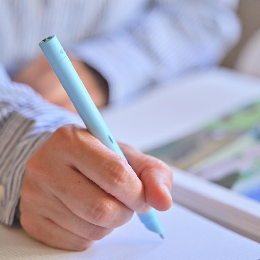 Neo smartpen R1 (Write and Digital) - Instantly connects to smartphones with USB-C Type-C [Light Blue] [Sold Separately/Notebook not included] AI tool