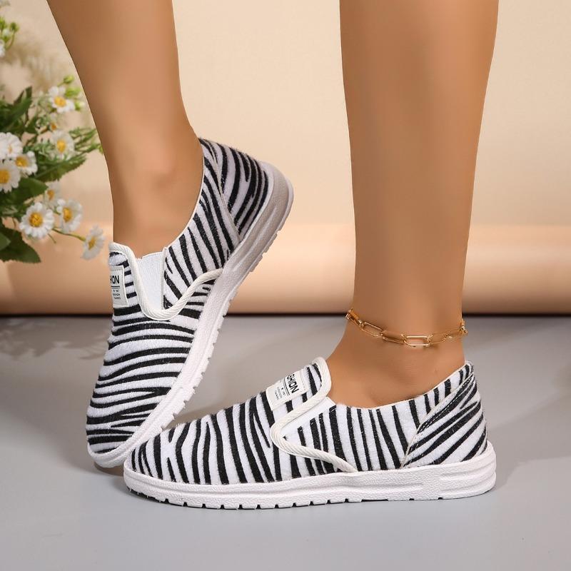 

2024 Весна и Осень Модные женские туфли Цветные Блоки Плоские Круглые Носки Замшевые Леопардовый Принт Слипоны Женские Вулканизированные Туфли 42