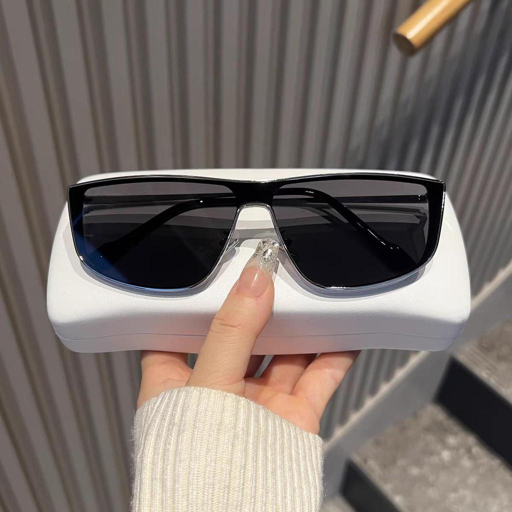 2025 Women's Trendy Anti-UV Cat-Eye Retro Sunglasses - Celebrity Style European & American Fashion