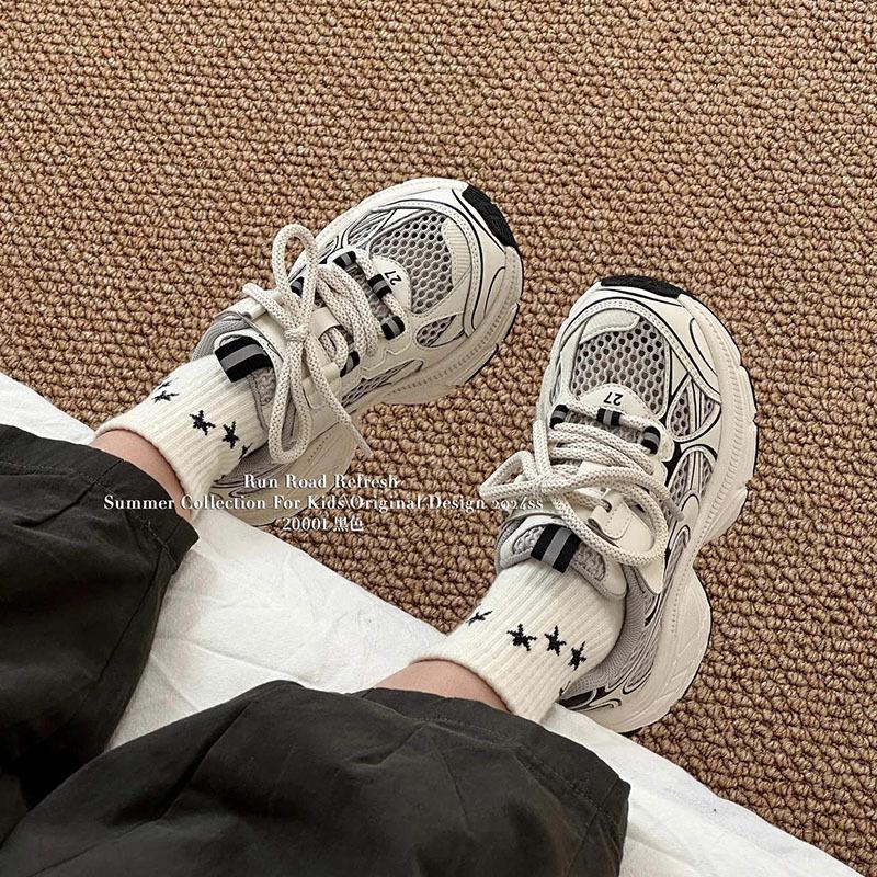 Children's Shoes Sports Shoes 2025 Summer New Boys' Shoes Girls' Dad Shoes Breathable Mesh Mesh Shoes Big Children's Tide