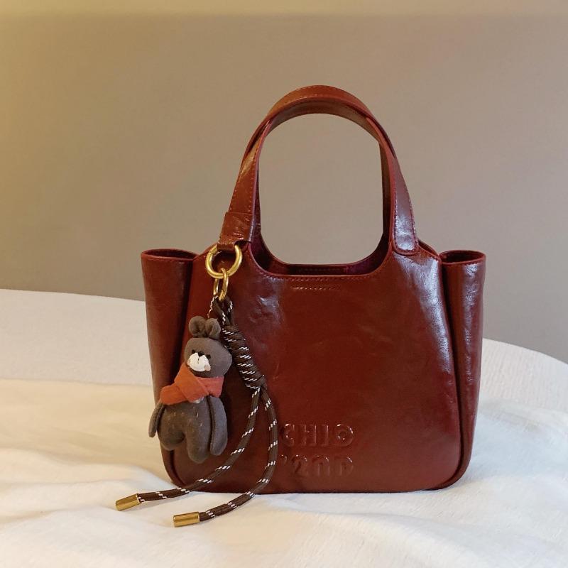 This Is A Trendy and Fashionable Korean Bucket Bag for Women In Summer. It's A Versatile Single-shoulder Bag