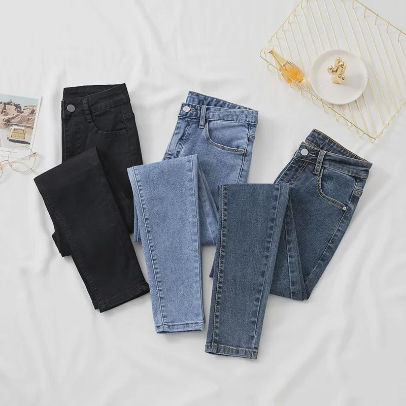 

High-Waist Slim Elastic Women s Jeans for Autumn/Winter 2021 25 світло-синій колір