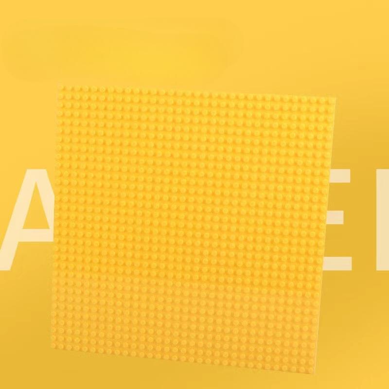 

Двостороння базова плита з дрібними частинками, сумісна зі стіною з кубиків, зібраних дітьми під прямим кутом 32*32cm