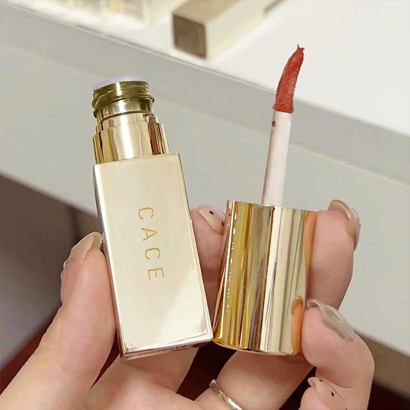 CACE Little Gold Tube Matte Lip Mud Soft Mist – Milk Coffee Shade for Natural, Versatile Color and Whitening Effect.
