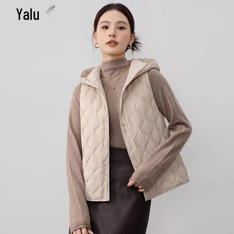 

Yalu Women s Lightweight Hooded Down Vest S