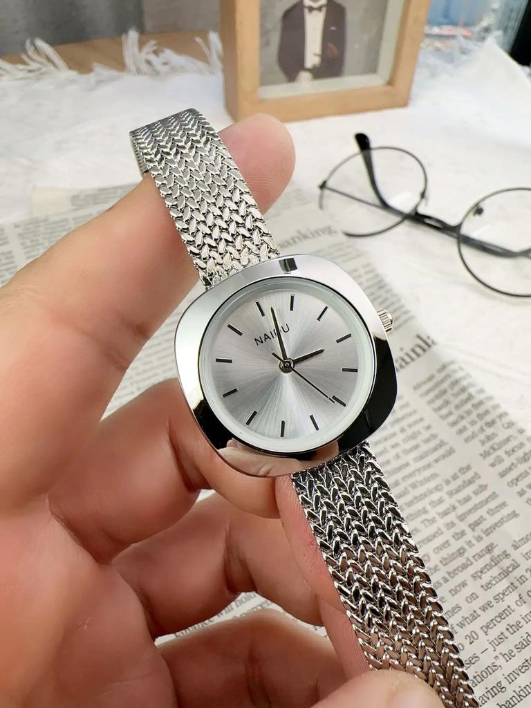 Fashion Women Watch Square Shaped Quartz Wristwatch Simple Roman Numerals Numbers Dial Women Gold Sliver Clock Relogio Feminino