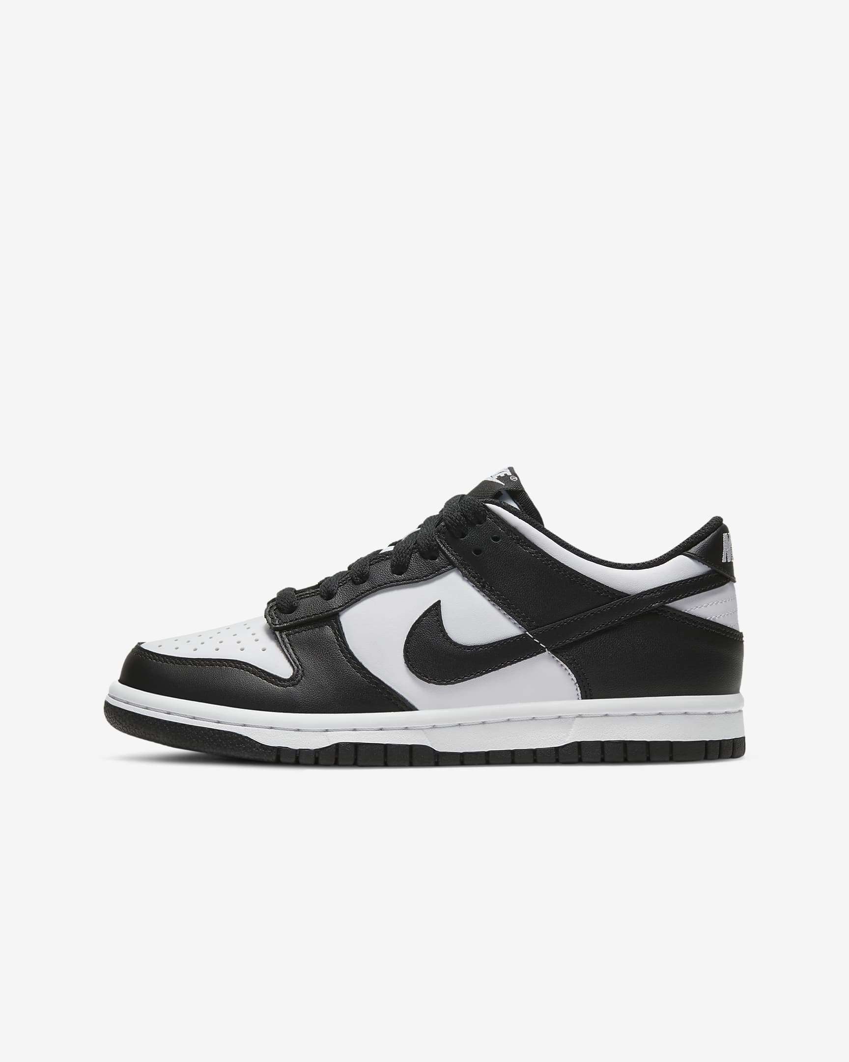 

Кроссовки Nike Dunk Low Junior CW1590-100 Детские