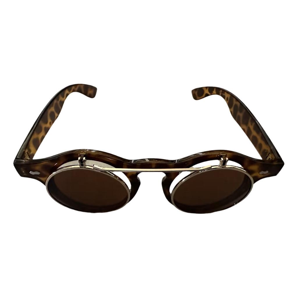 Classic Retro Style Uv400 Protection Sunglasses For Men And Women In Bold Black Gold Frame