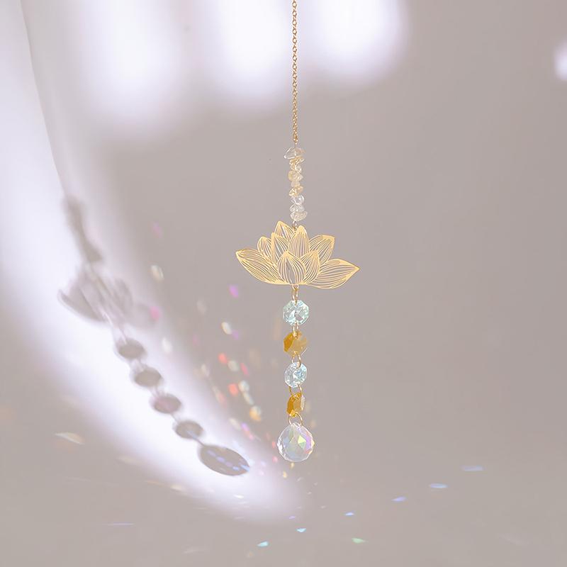 

1 шт. Подвеска-радужный генератор в виде цветка лотоса, украшение для дома, окна, сада, подвеска, ловец солнца, садовые поделки