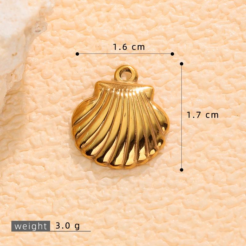 Stainless Steel Scallop Seashell Necklace for Women - Niche Design Titanium Jewelry Accessories