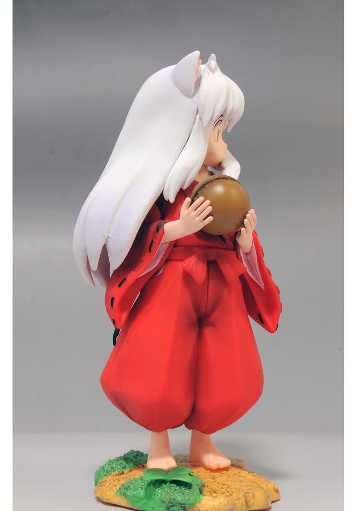 16cm Inuyasha Figures Gk Childhood Sesshoumaru Looking Back Holding the Ball Pose Action Figure Model Toys Birthday Present
