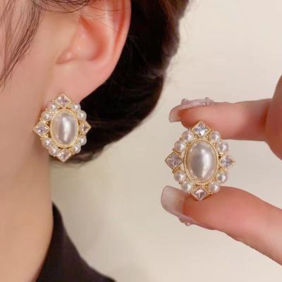 Women Fashion Earrings Geometric Diamond Pearl Stone Stud Earrings
