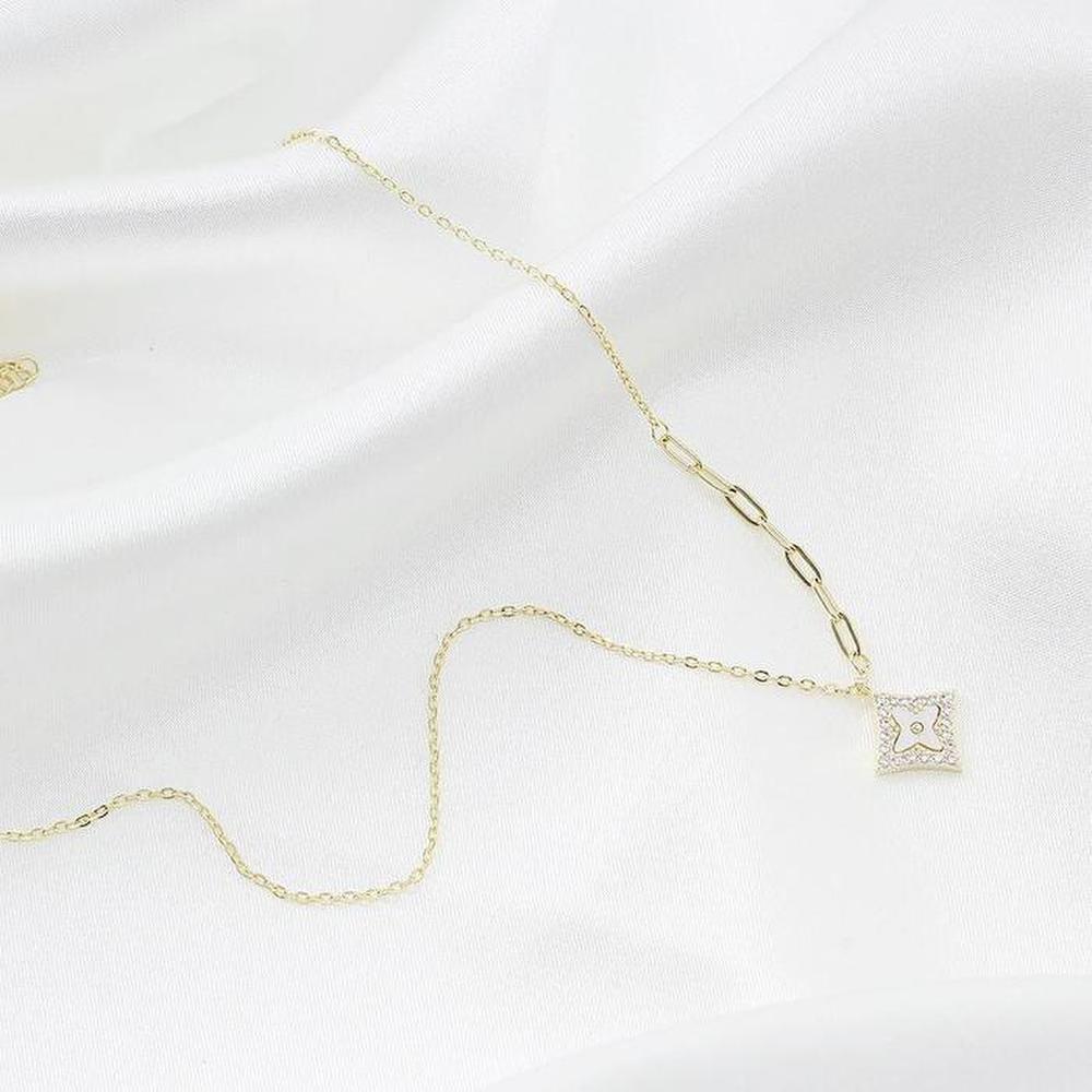[Onoma] Onm Mother-of-pearl Necklace 92.5 Silver Jewelry Dine Square (37335199)
