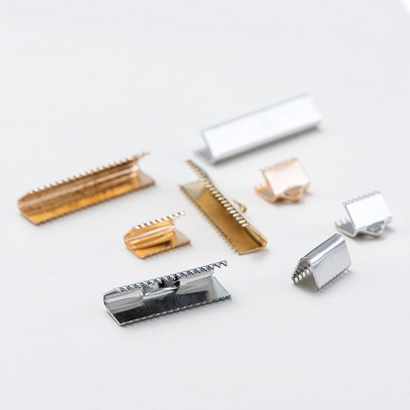 

Набор жестяных украшений и зажим для пряжки жилета 8mm White K, 50 pcs