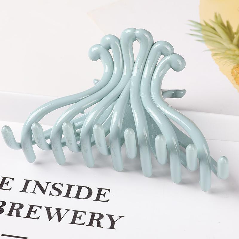 Geometric Forked Claw Clip: Japanese & Korean Fashion Hair Accessory for Women