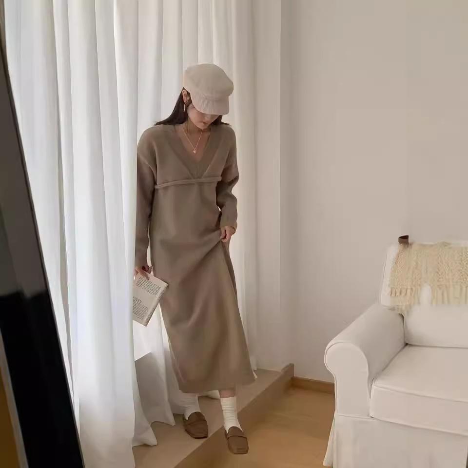 V-neck Long Knitted Dress for Women's Autumn and Winter New Lazy Style Loose Large Size with Coat Backing Sweater Skirt Tide