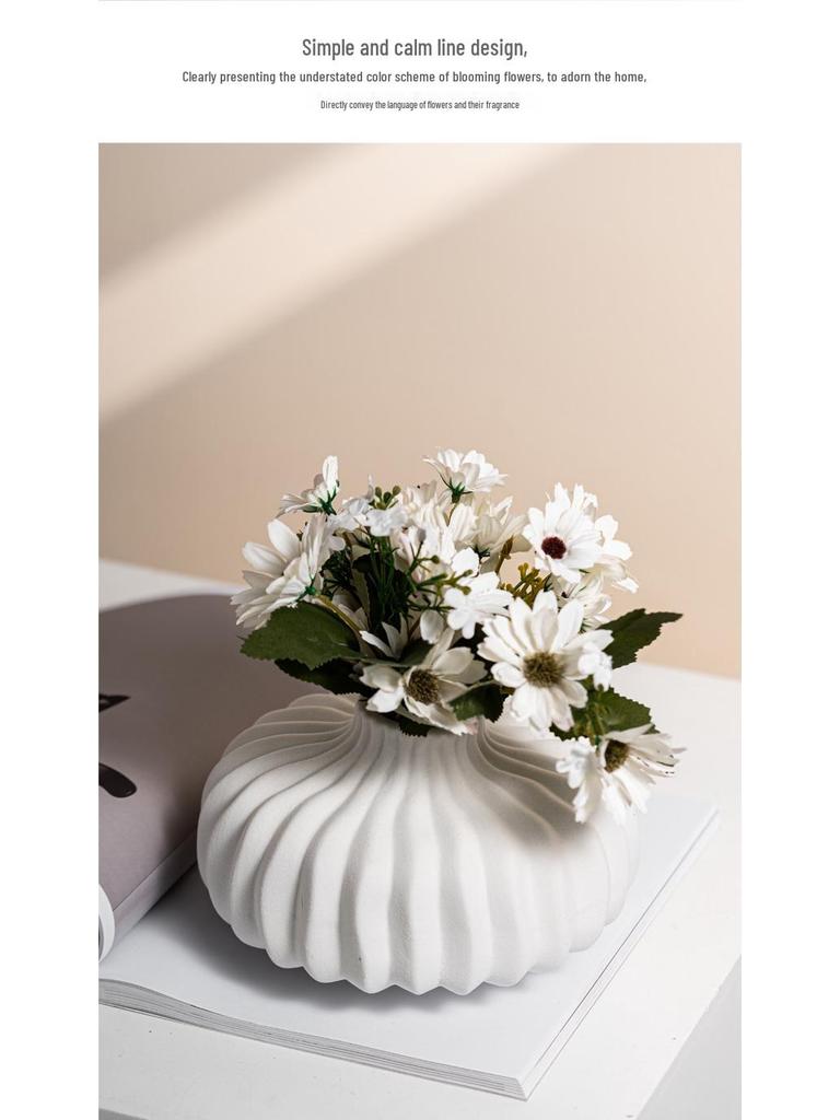 Decorative Big Belly Ceramic Vase with Light Luxury Style