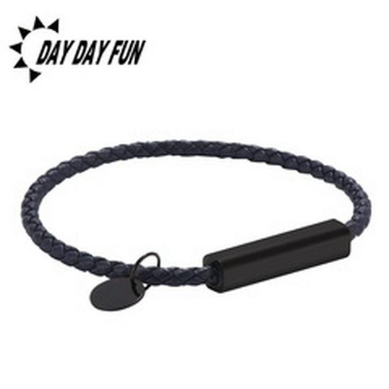 Stylish Wolf Head Braided Leather Bracelet