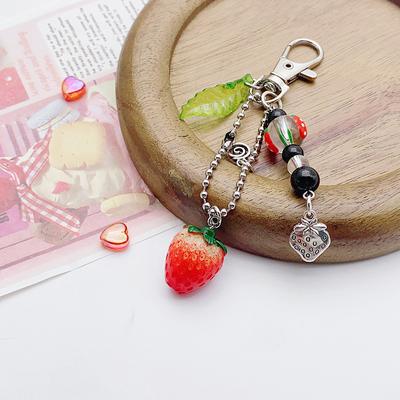 Süße Schleife Erdbeere Perlen Schlüsselanhänger Anhänger für Frauen Mädchen süße Schlüsselanhänger exquisite Rucksack Dekoration Zubehör Geschenk