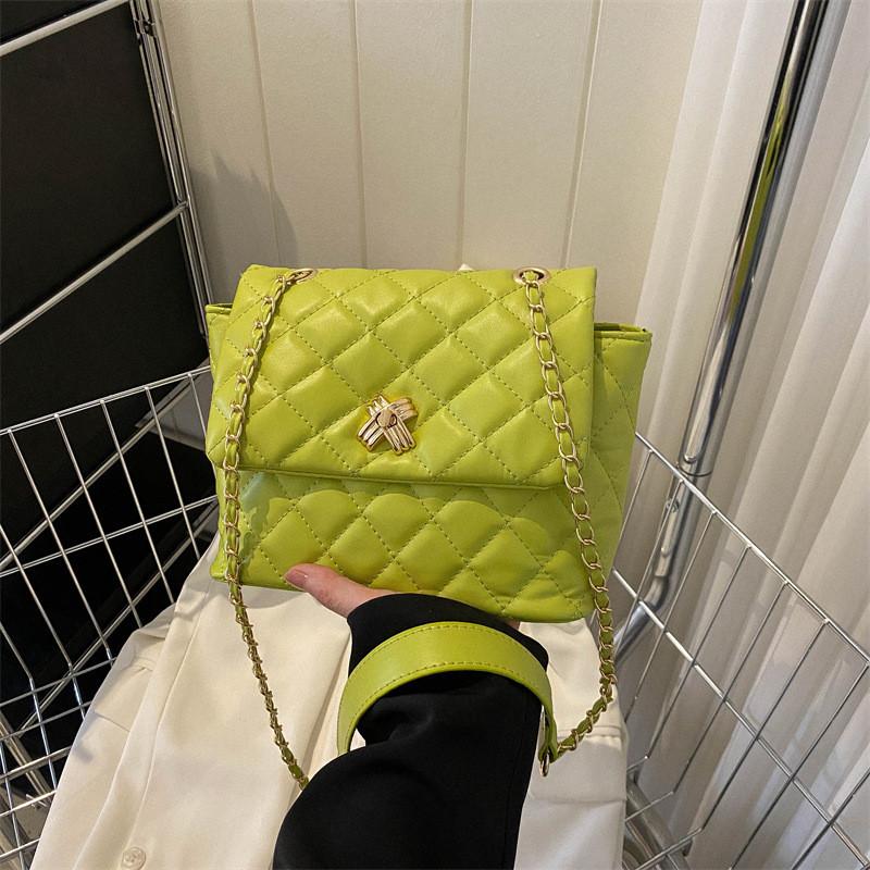 Stylish Pu Leather Ladies Shoulder Bag Summer 2023 Trendy Crossbody Chain Bag