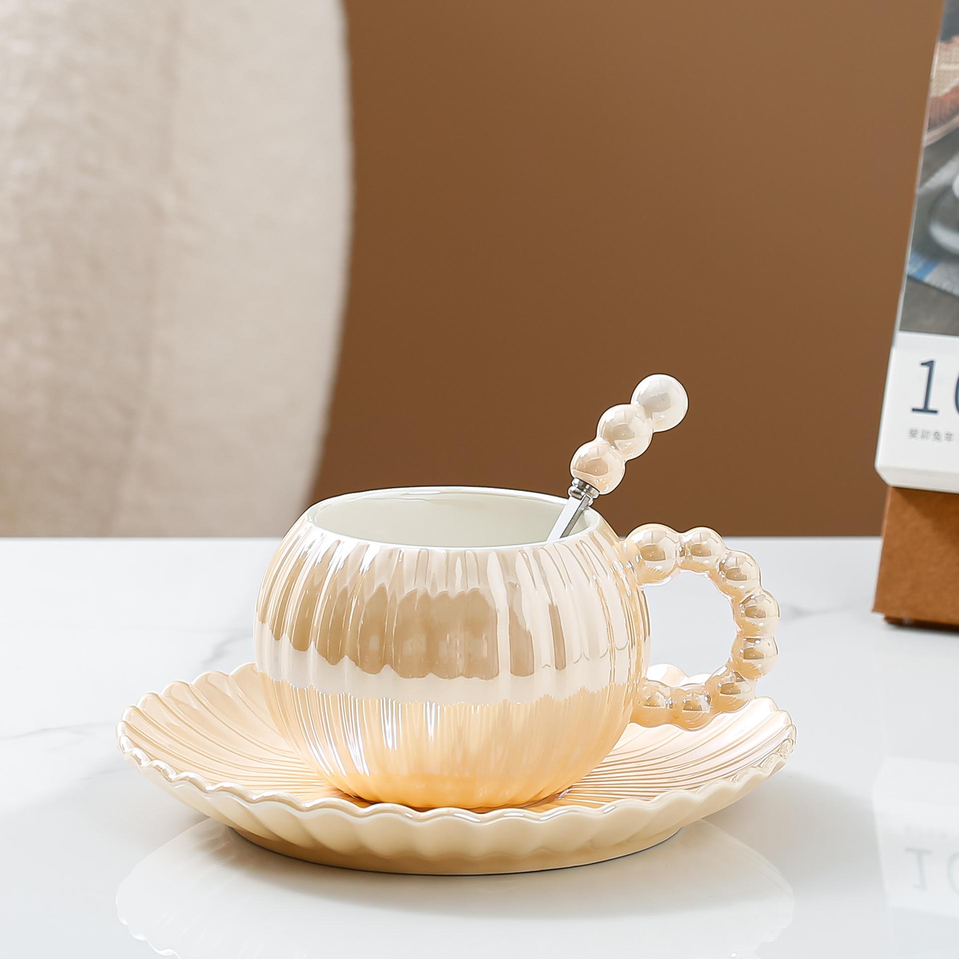 

260 мл легкая роскошная кофейная чашка для пары, послеобеденный чай, кофейная чашка, набор тарелок, офисная керамическая кружка, современный домашний завтрак, молочная чашка, подарок 260ml