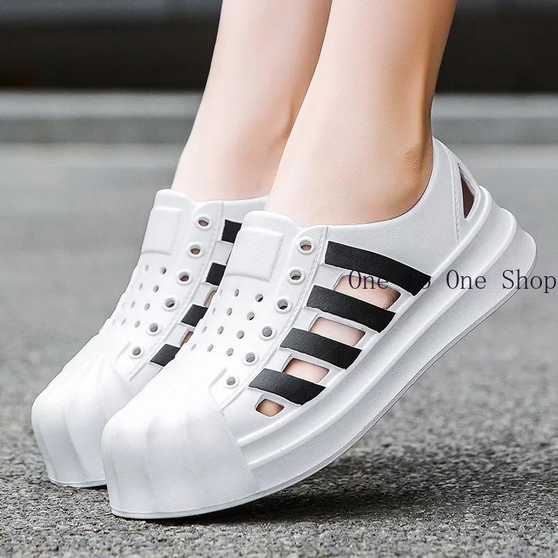 Summer Couple Hollow Hole Shoes Wearing Casual and Fashionable Beach Breathable and Non slip Soft Sole Sandals Dance