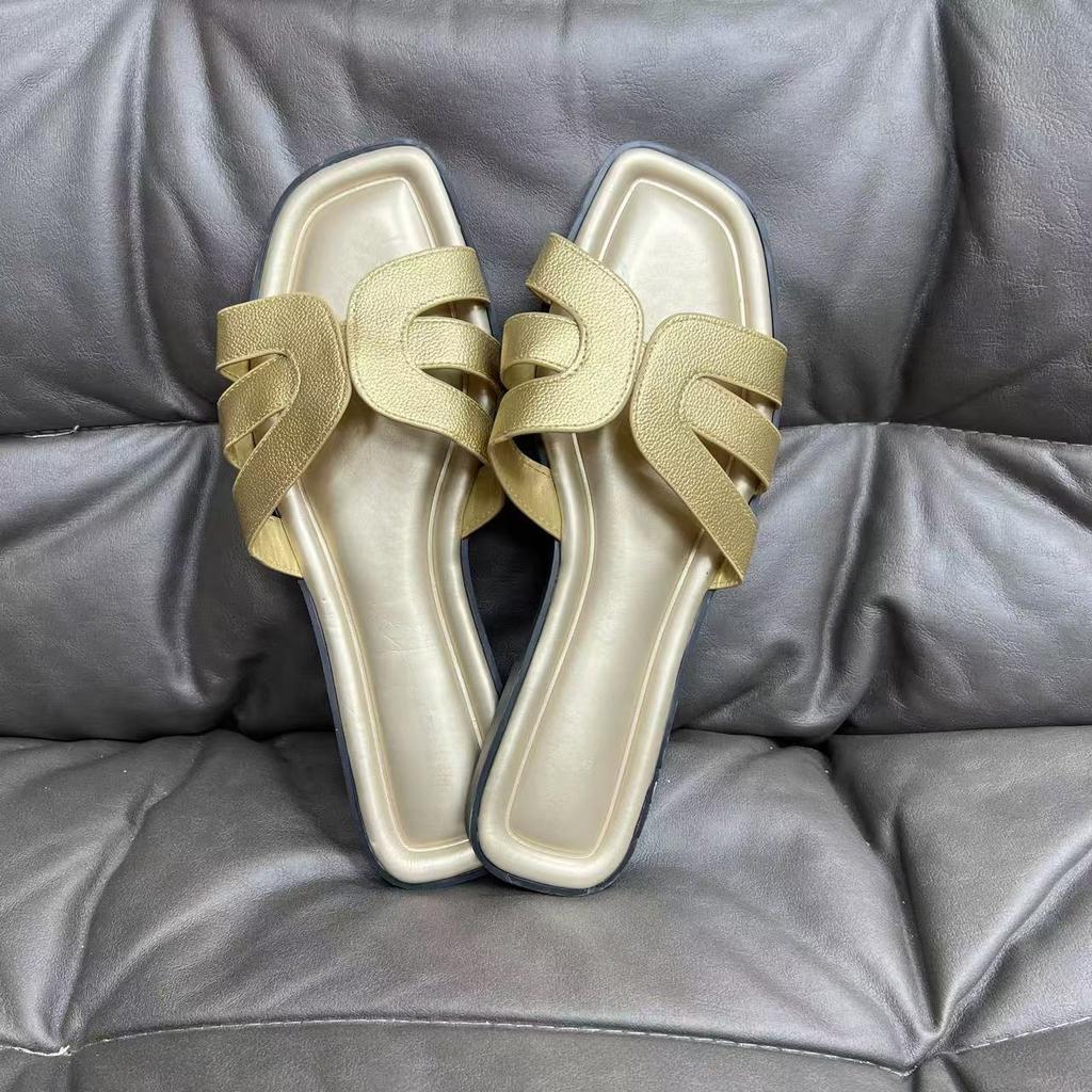 Fashion Flat Bottom Summer Retro Women Slippers Cross Strap Design Vacation Beach Shoes Trend Brand Walking Soft Leisure Ladies Slides