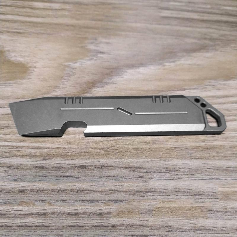 Titanium Brytjärn EDC Verktyg Multifunktionell Rivningsjärn Skruvmejsel Kapsylöppnare Multifunktionell för Utomhus Hem