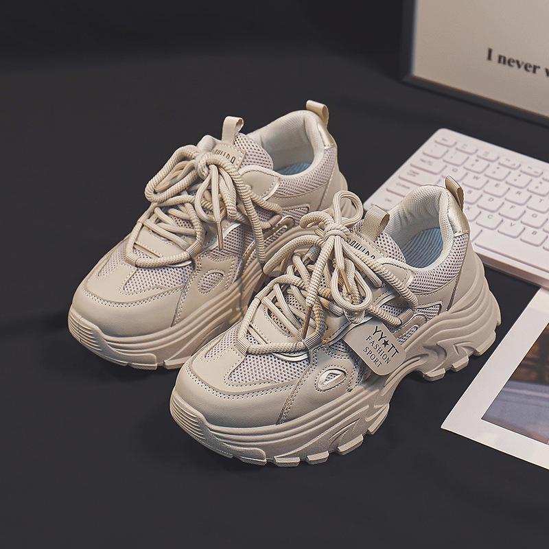 

Новые сетчатые дышащие толстые подошвы с увеличенным круглым носком для папы, женские универсальные жареные уличные легкие повседневные туфли для тренировок, модные 40 серый