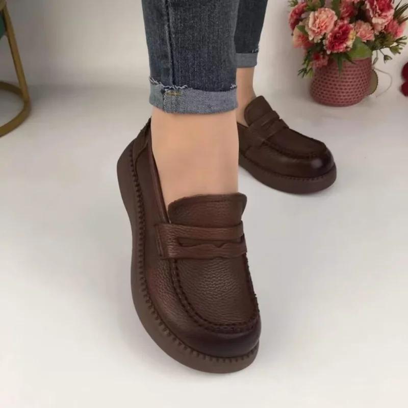 Spring and Autumn 2023 New Round Toe Leather Topped Women Thick Sole Shoes Wear Solid Color Versatile Women's Shoes Outside