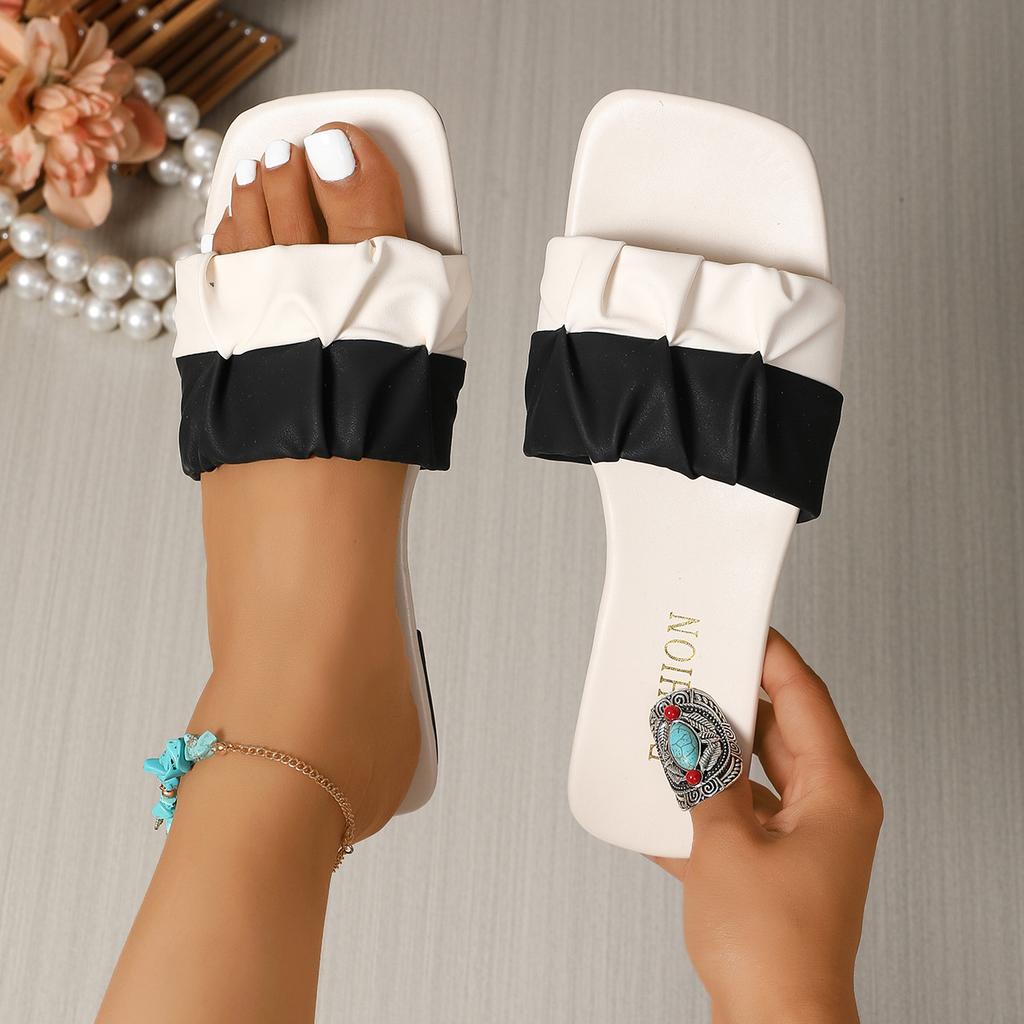 Cross Border Open Toed Low Heeled Slippers for Women In The Summer of 2025, New Fashionable Pleated One Line Sandals