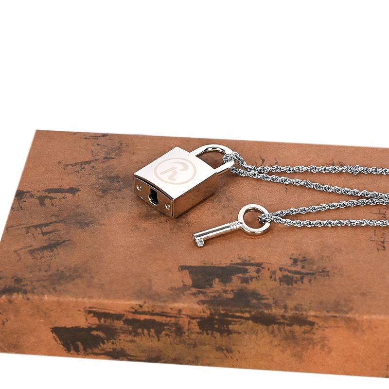 NANA Lock Necklace: Osaki Nana & Honjo Ren Couple Jewelry - Lockable Necklace
