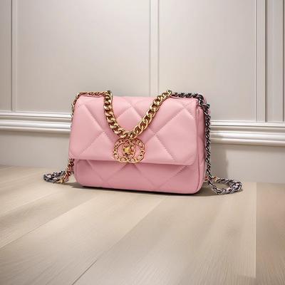 New Diamond Chain Bag, Premium Shoulder Messenger Handbag, Simple and Versatile Small Square Bag.