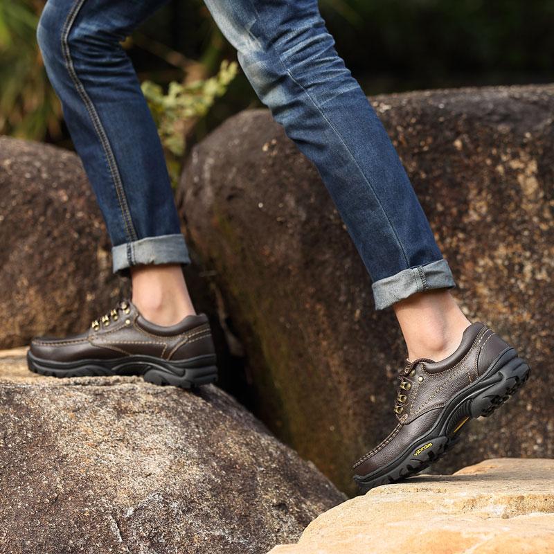 Fashion Men Casual Shoes Handmade Genuine Leather Versatile Outdoor Men Sneakers Black Brown Thick Bottom Non-Slip Classic Hiking Shoes