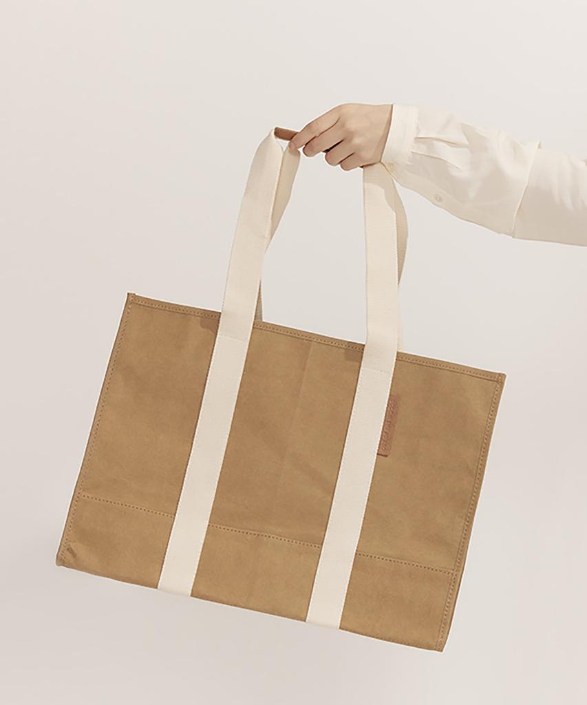 Out Of The Woods Park Si-Raji Tote