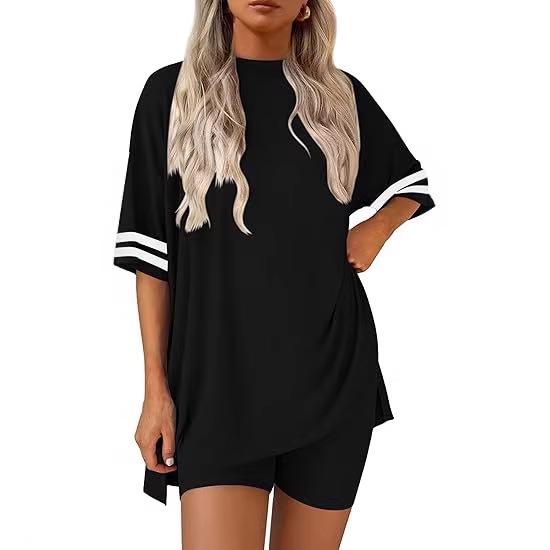 2026 Comfortable Women's Casual Round Neck T-shirt & Elastic Waist Shorts Set