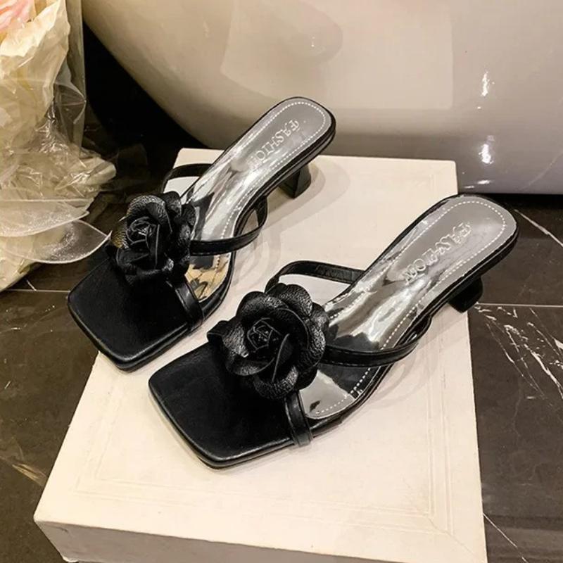 French Fairy Style Open-Toe Rose Slippers Women Summer Outdoor Wear Thick Heel Stunning Sandals Comfortable Rubber Sole Slides