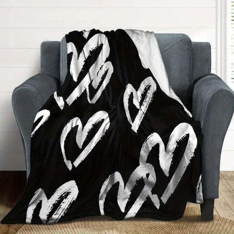Romantic Love Series Digital-printed Polyester Bedroom Velvet Flannel Cover Blanket Fleece Soft Sofa Cover Blankets for Beds