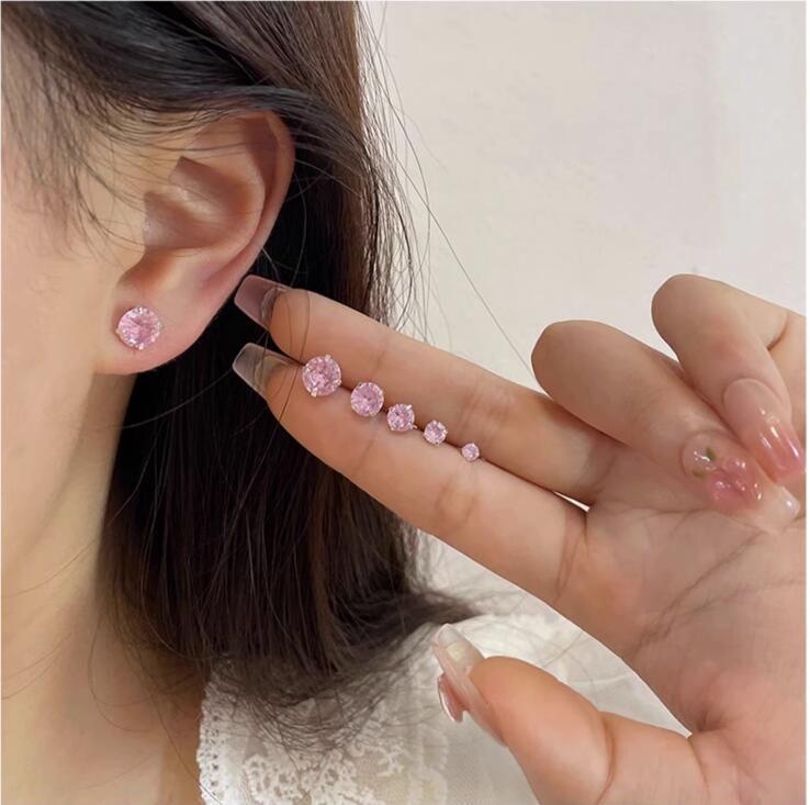 S999 Silver Pink Heart Zircon Earrings: Simple, Versatile Screwback Bone Studs with Sparkling Diamonds