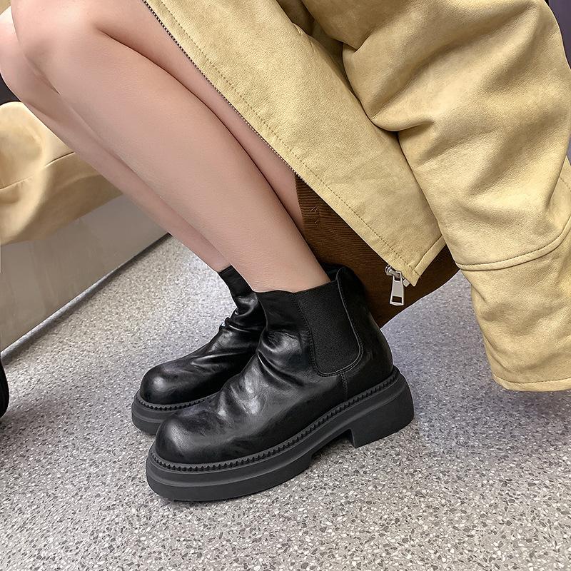 Inner heightening leather Martin boots women's autumn and winter velvet British style Chelsea short boots washed leather platform boots