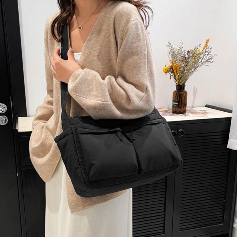 Unisex vodoodpudivá nylonová crossbody taška s více kapsami