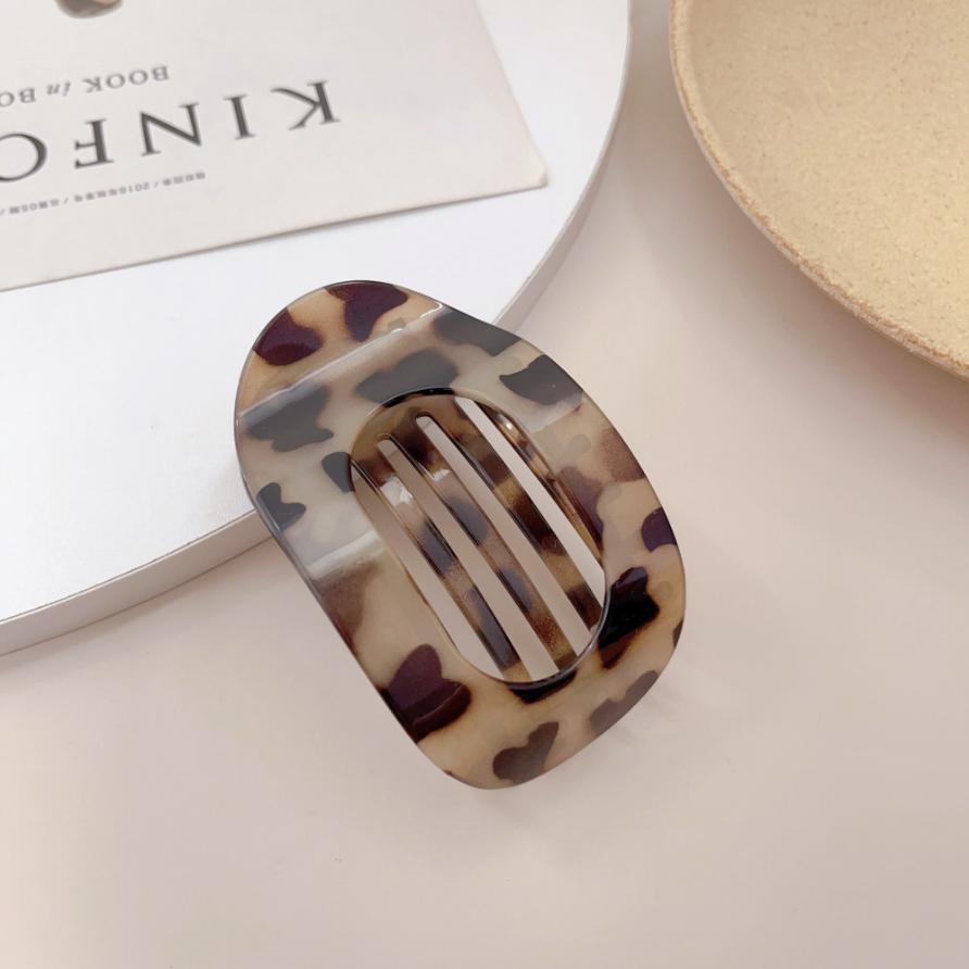 Mode Oval Haarklammer für Damen Neues Design Leopard Gebogen Flach Styling Haarspange Acryl Geometrisch Haarspange Accessoires