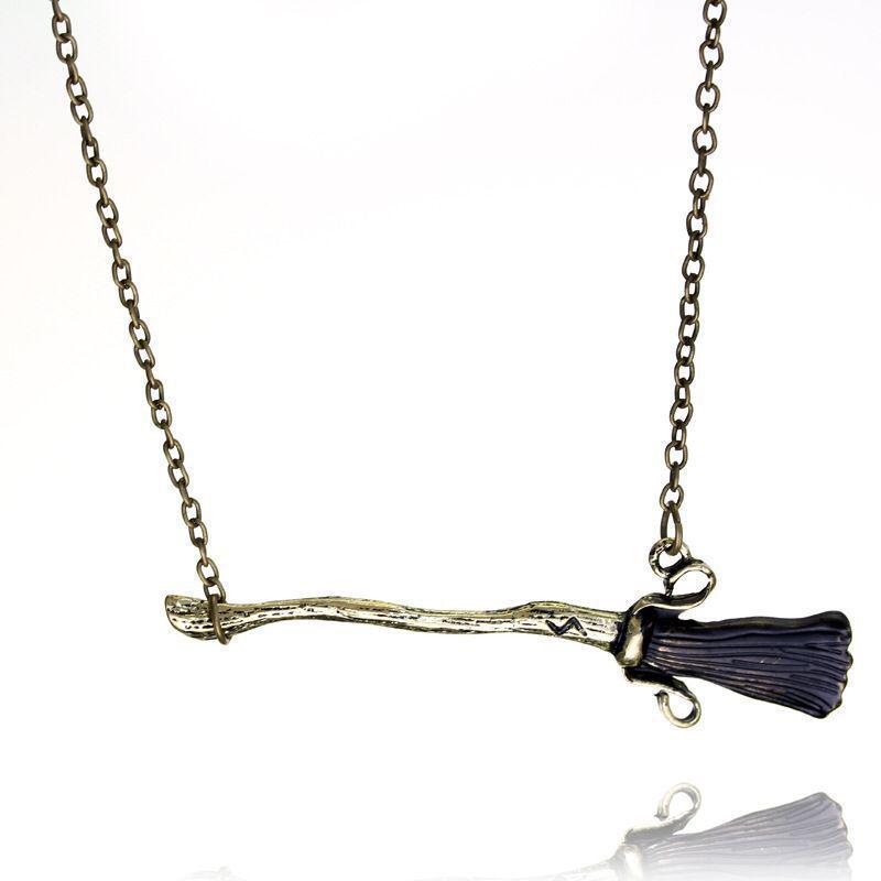 Creative Hourglass Necklace & Earring Set Sweater Chain Series